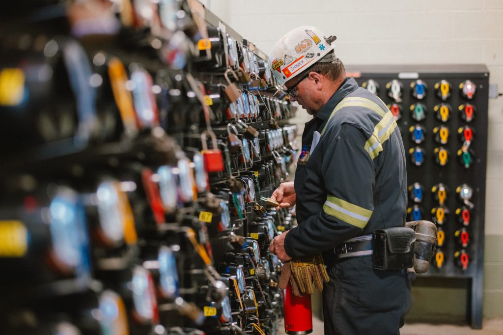 d012a236a4f5fb1e6c09c3a746d2c55d72276bc3